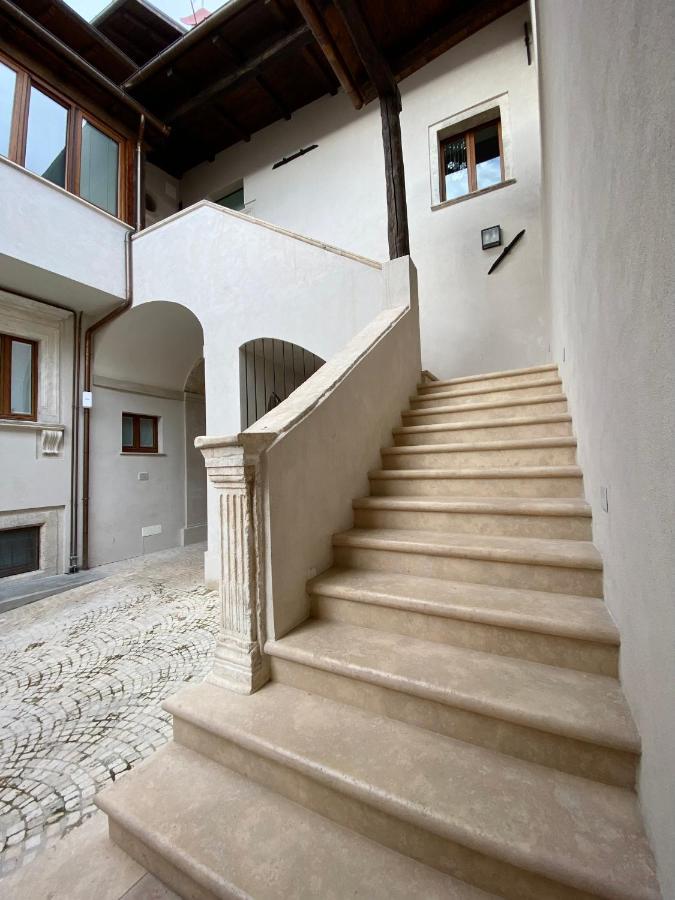 La suite aquilana LʼAquila Exterior foto